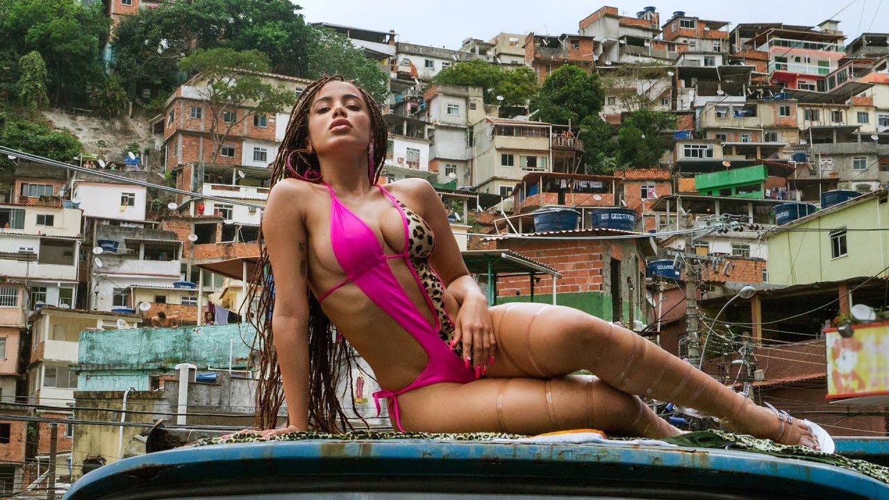 Anitta actua no Rock in Rio e no MEO Marés Vivas