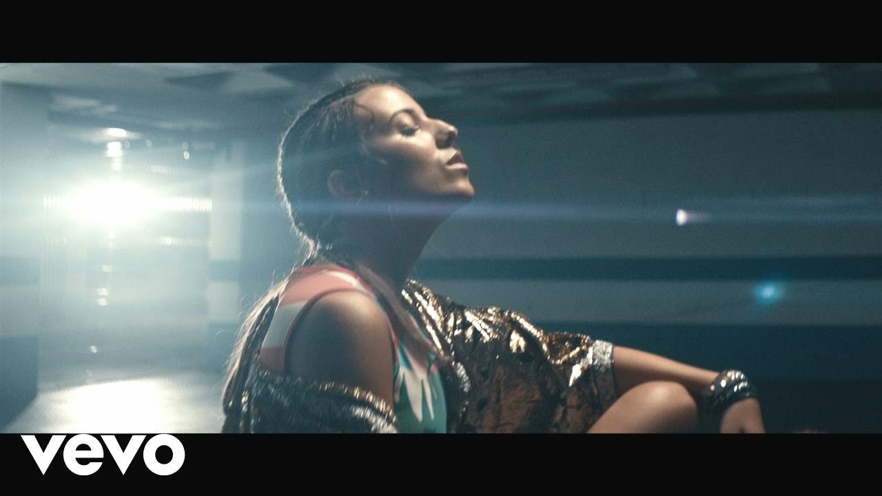 April Ivy tem novo single e vai dar um concerto na Tezenis do Colombo