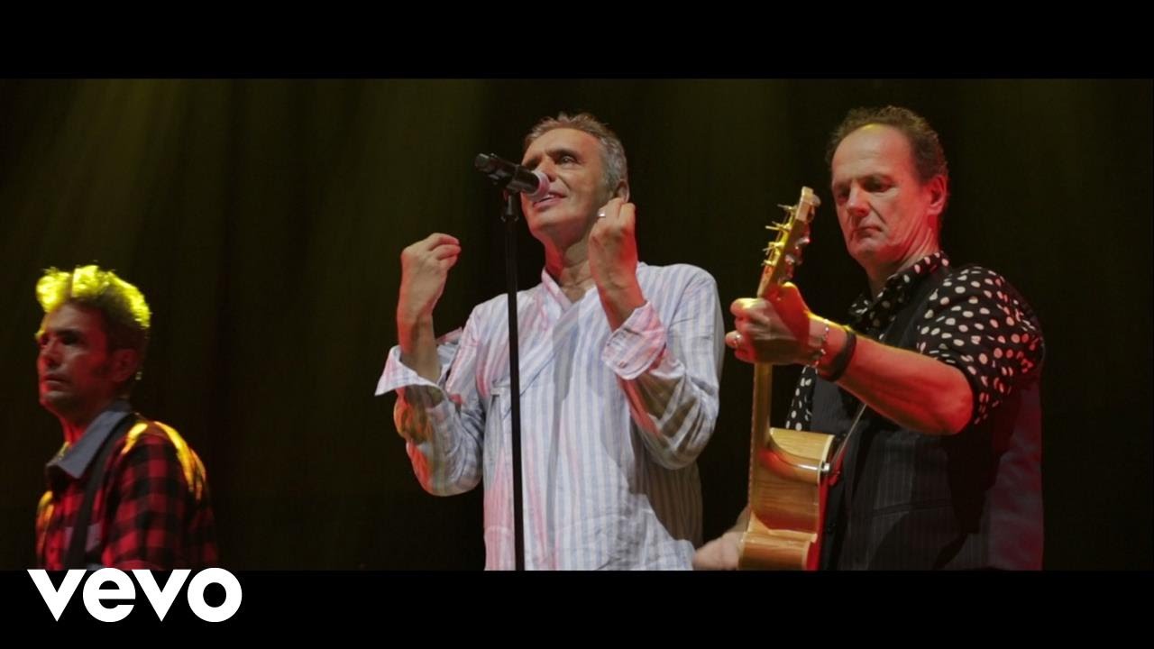 GNR lan&ccedil;am o primeiro CD/DVD da sua carreira