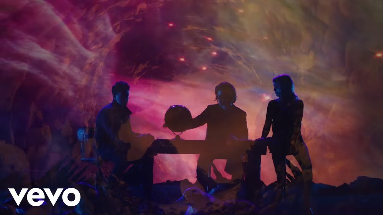 London Grammar: &ldquo;Truth Is A Beautiful Thing&rdquo;, o novo &aacute;lbum, j&aacute; nas lojas