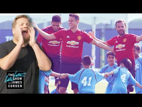 Mourinho e o seu United frente a James Corden e 100 crian&ccedil;as
