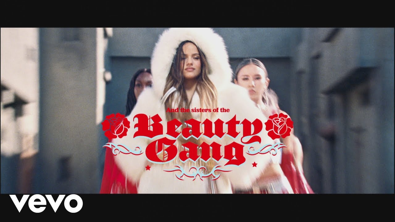 Rosal&iacute;a&nbsp;lan&ccedil;a “Aute Cuture” – Oi&ccedil;a aqui