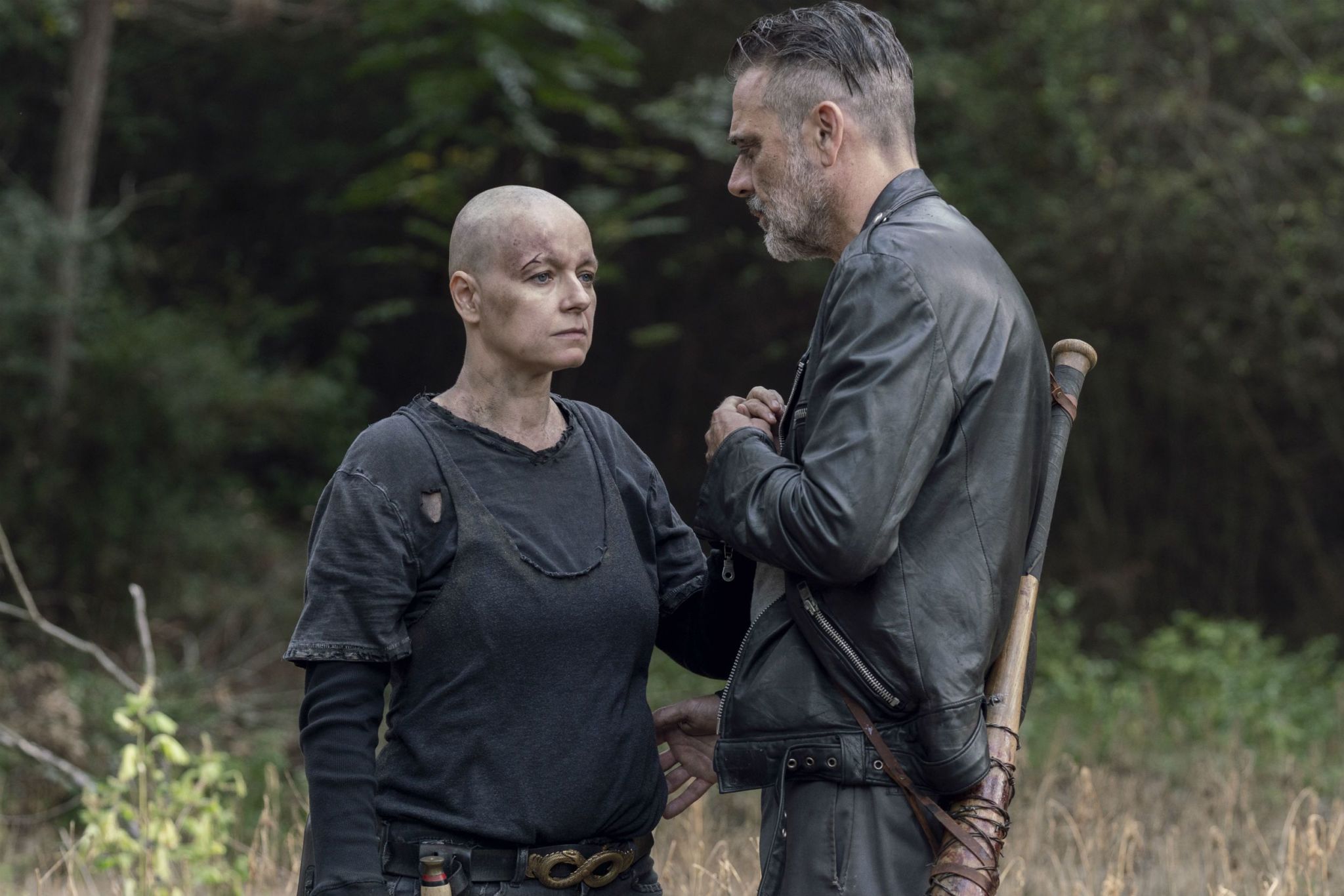 Produtor de "The Walking Dead" promete final surpreendente no último episódio da décima temporada | CA Notícias | Canal Alternativo de Notícias
