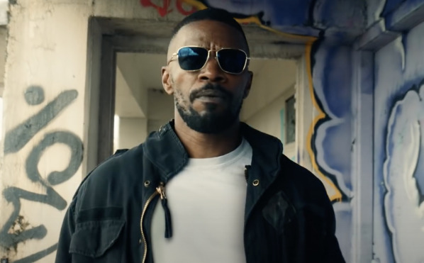 “O que arriscarias por 5 minutos de poder absoluto?”: Netflix revela trailer de “Project Power”, o novo filme de Jamie Foxx