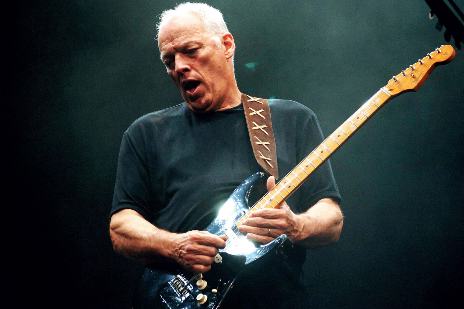, David Gilmour lançou “Yes, I Have Ghosts”, a sua nova música em cinco anos