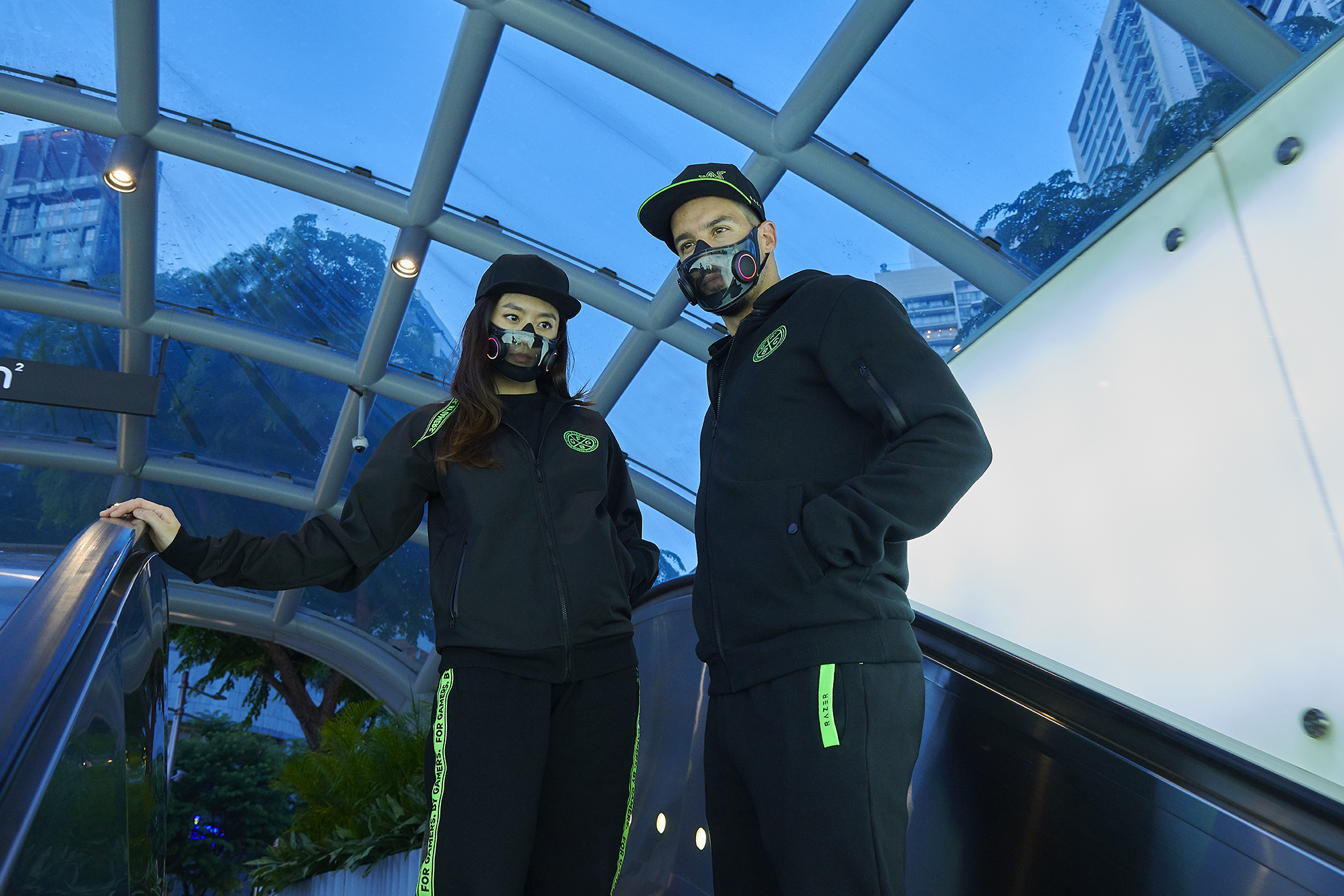 Razer apresentou o seu novo projecto: uma m&aacute;scara com RGB e Microfone