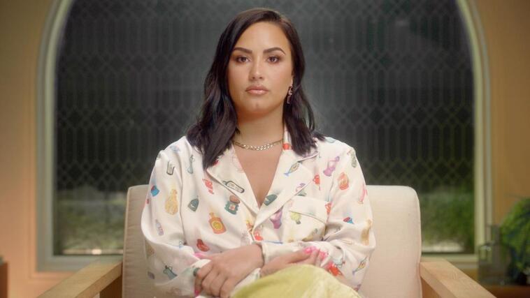 demi lovato,documentário,youtube,dancing with the devil,overdose, Demi Lovato vai lançar um documentário no Youtube: “Existia tanta coisa que eu queria dizer”