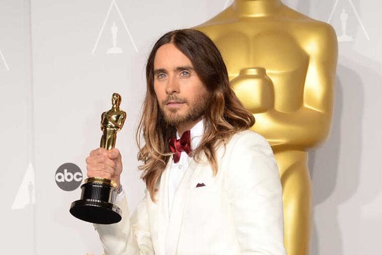 Ins&oacute;lito: Jared Leto perdeu a estatueta do &Oacute;scar que ganhou &agrave; sete anos