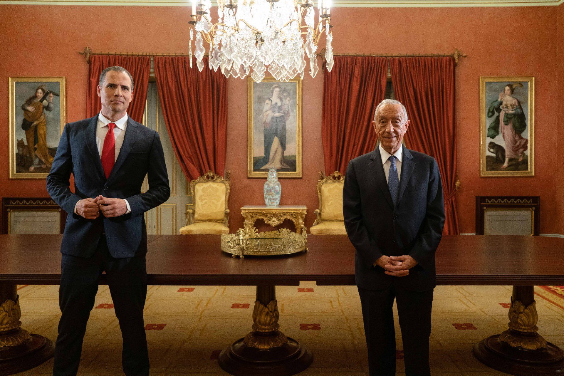 “Isto &eacute; Gozar com Quem Trabalha”: Marcelo Rebelo de Sousa &eacute; o convidado de Ricardo Ara&uacute;jo Pereira