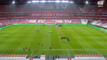 Futebol na TVI n&atilde;o chega para liderar as audi&ecirc;ncias. “Dois &agrave;s 10” vence a SIC