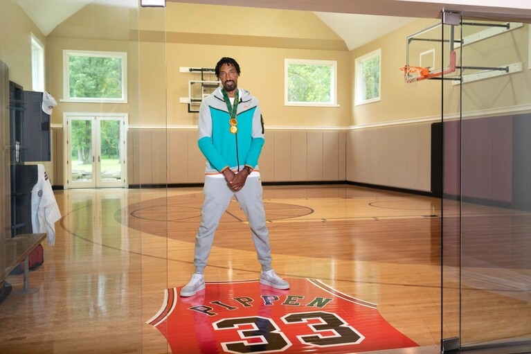Scottie Pippen abre as portas da sua casa com o Airbnb para celebrar os Jogos Olímpicos | CA Notícias | Canal Alternativo de Notícias scottie pippen, Scottie Pippen abre as portas da sua casa com o Airbnb para celebrar os Jogos Olímpicos