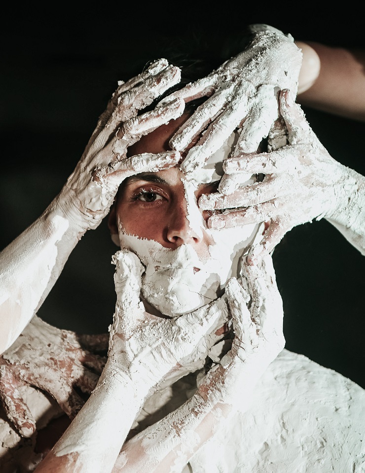 FITS – Hia Scunt Dracones