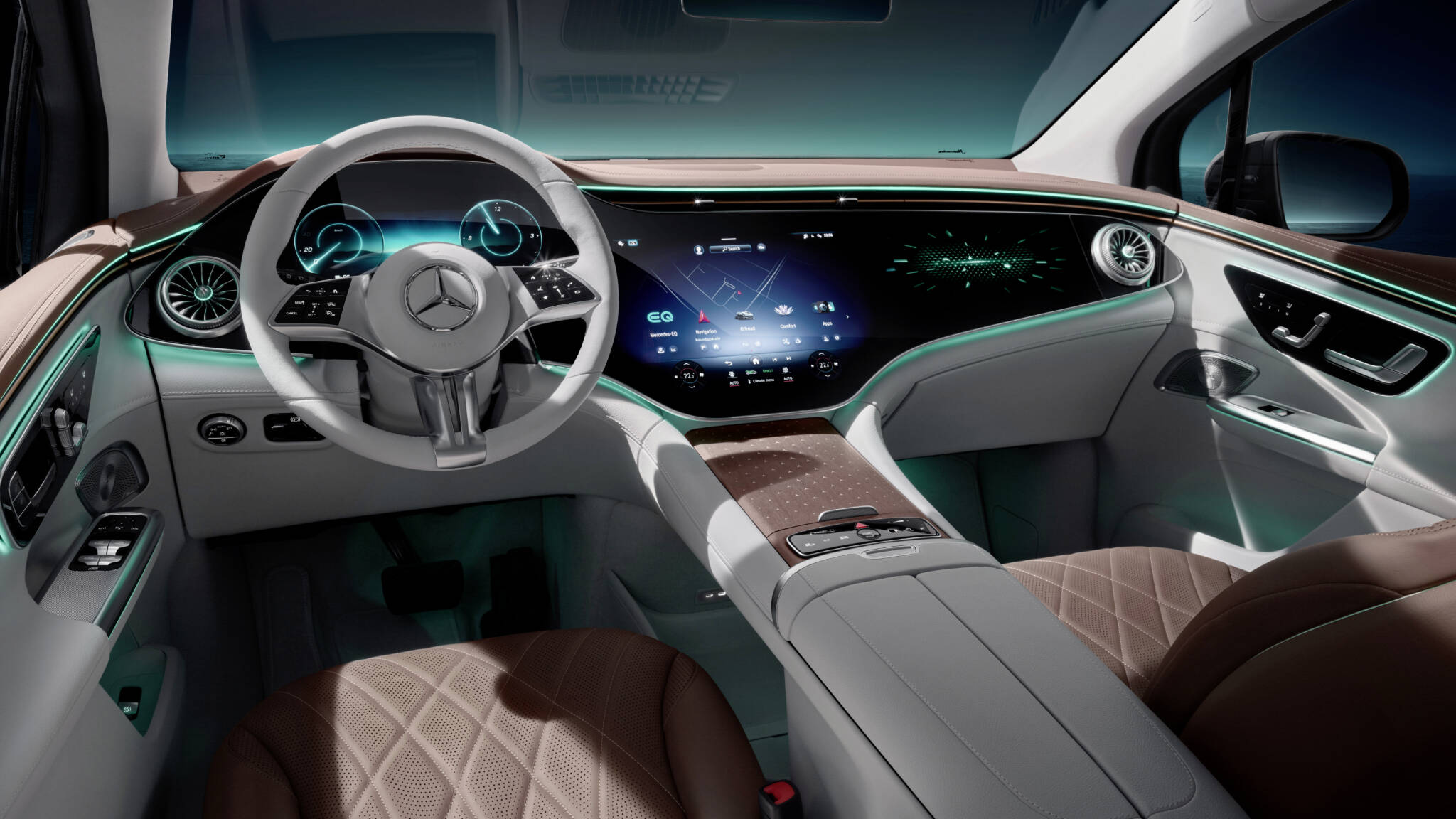 Primeiro vislumbre do interior do novo EQE SUV