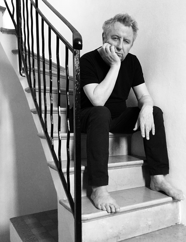 Anthony Moore c/ Aires, Richard Moore