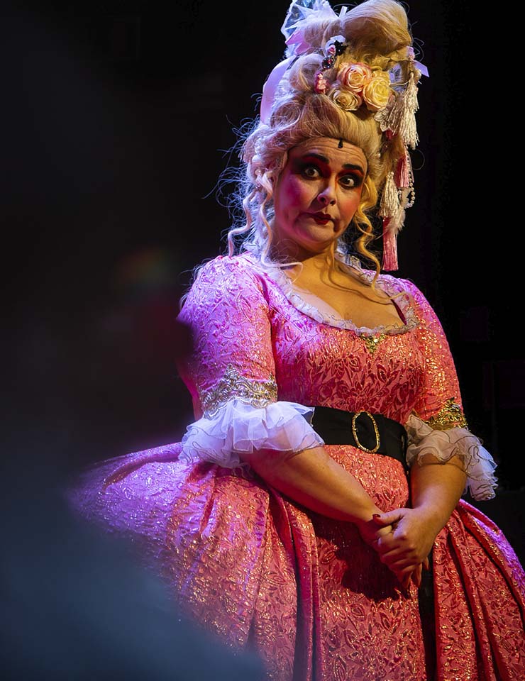 O ANEL DO UNIC&Oacute;RNIO – Uma &Oacute;pera em miniatura