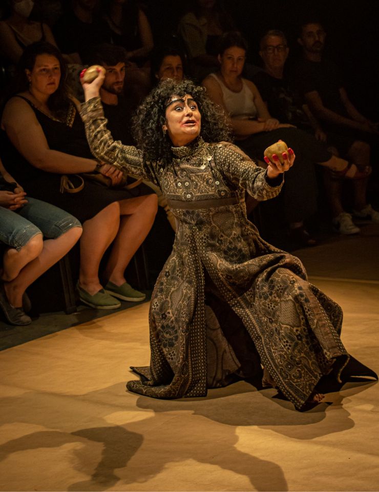 M.E.D.E.I.A, pela Tribo de Atuadores &Oacute;i N&oacute;is Aqui Traveiz | Tanto Mar