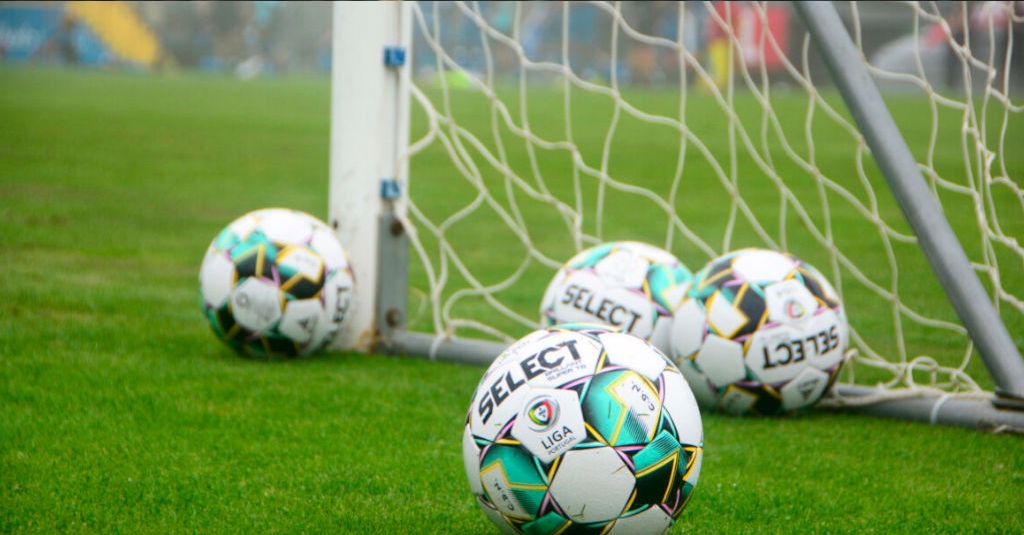 I Liga: Benfica procura retomar o caminho das vit&oacute;rias em Chaves, enquanto FC Porto visita Santa Clara