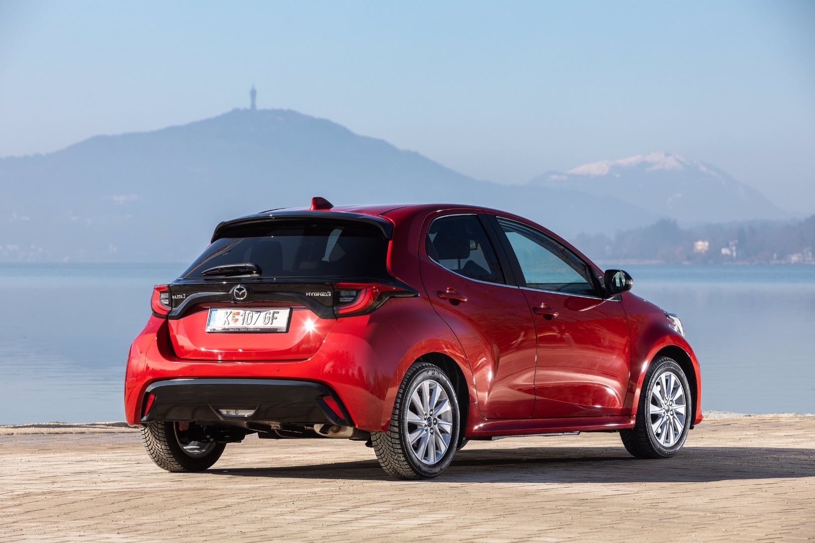 Mazda2 Hybrid Vendas em Portugal entram no segundo ano