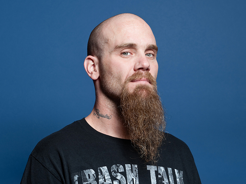 Nick Oliveri, ex-baixista dos Queens of the Stone Age, actua no Porto, Lisboa e Leiria nesta semana