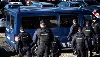 PSP identifica quatro adeptos com pirotecnia antes do cl&aacute;ssico