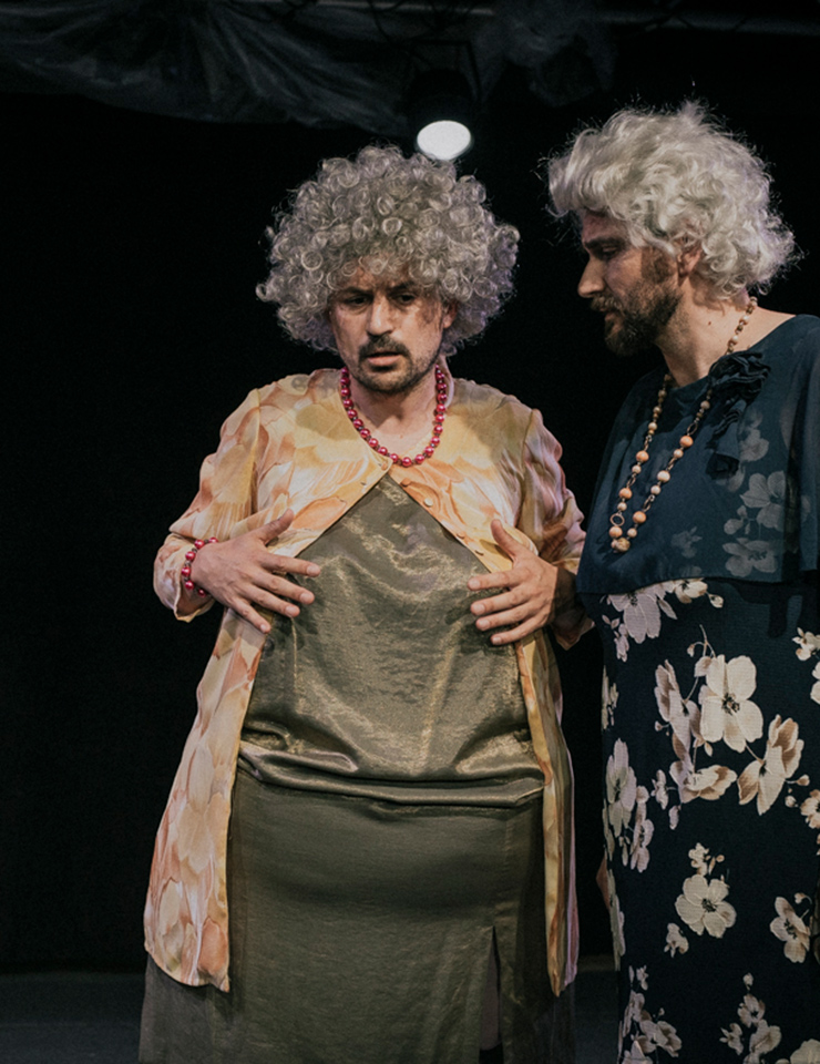 Assim se Fazem as Coisas: Monumental Revista Antipopularuxos