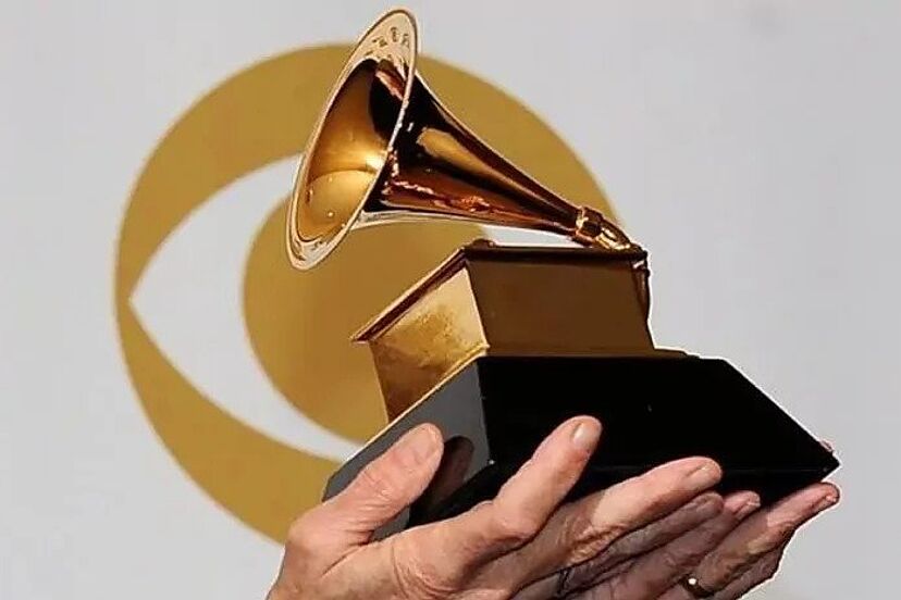 Grammy Awards pro&iacute;bem m&uacute;sicas criadas exclusivamente por IA e refor&ccedil;am papel do autor humano