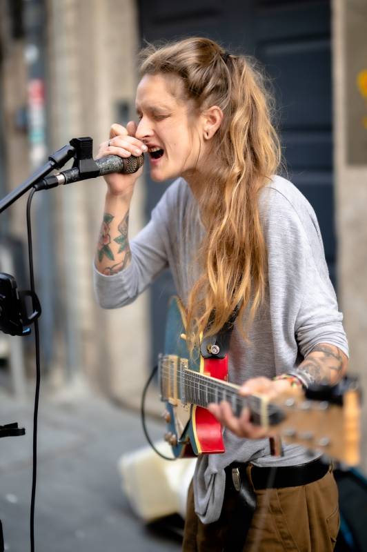 Cheri Pattie anima noite de sexta-feira no ViaCatarina Shopping com Sweetspot Sessions