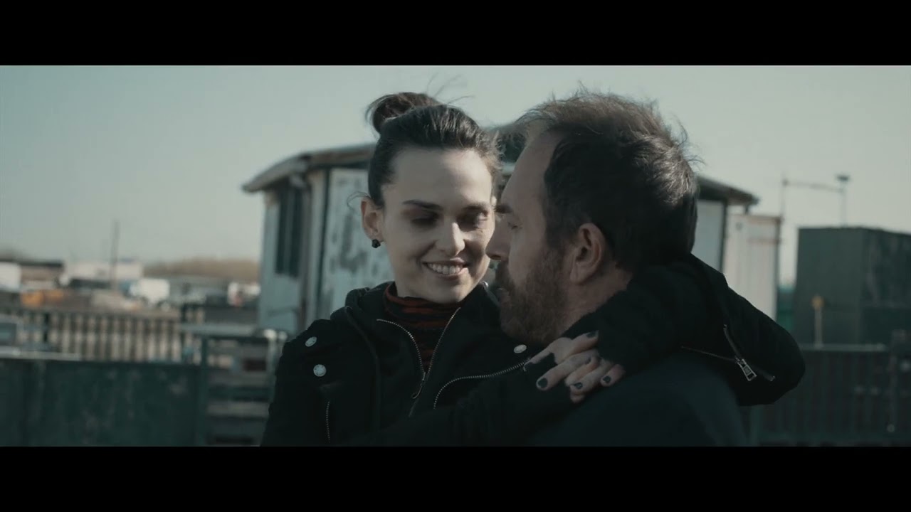 Estreia em Portugal do Drama Italiano ‘A Vida Sem Eles’: Uma Reflex&atilde;o Sobre o Suic&iacute;dio