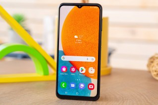 Samsung Galaxy A23 5G recebe atualiza&ccedil;&atilde;o One UI 6 baseada em Android 14