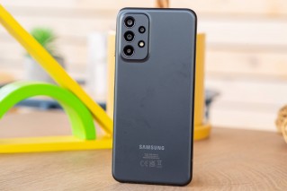 Samsung Galaxy A23 5G recebe atualiza&ccedil;&atilde;o One UI 6 baseada em Android 14