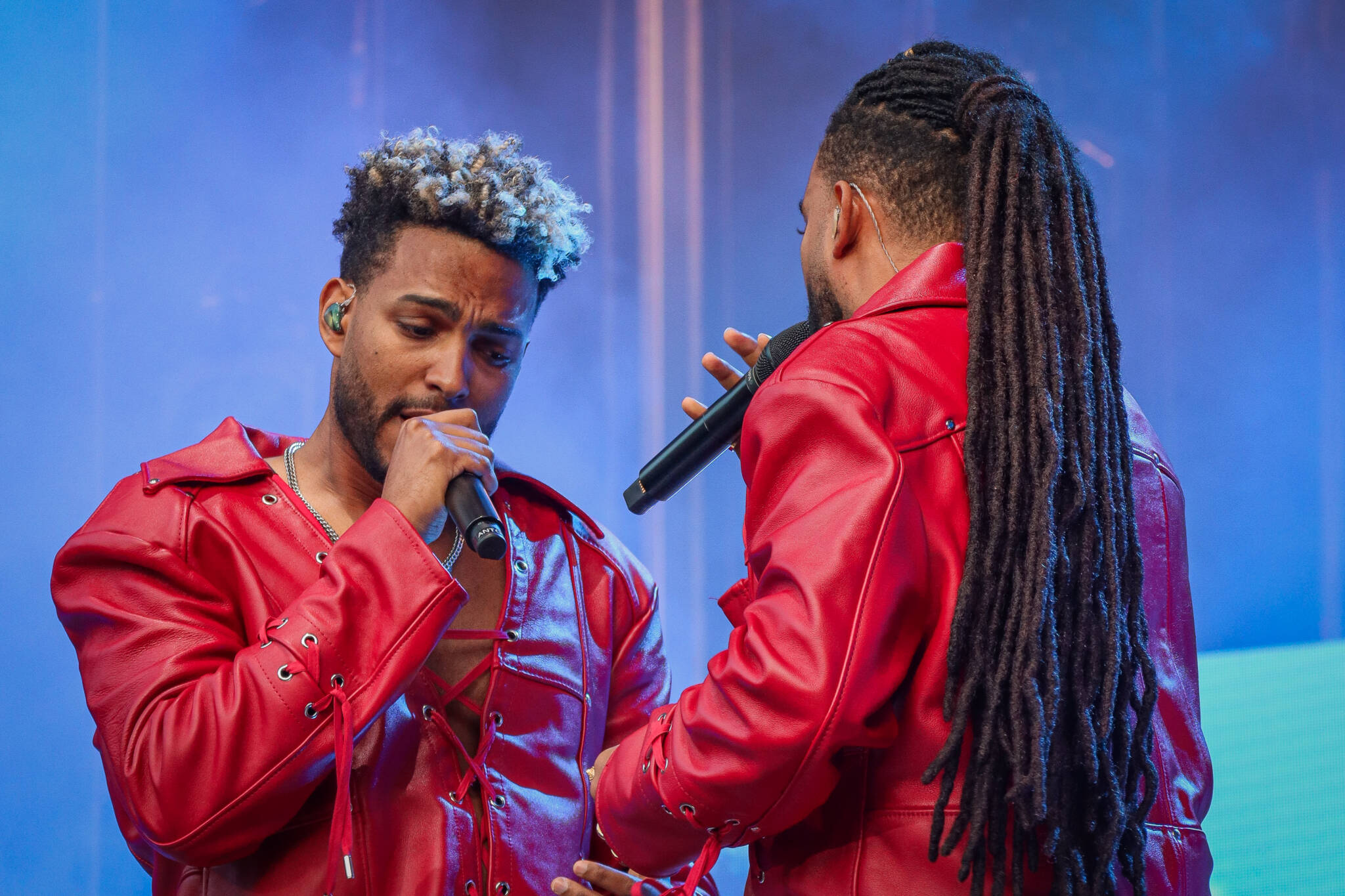 A festa ofegante de Pedro Sampaio e Ozuna no encerramento do MEO Mar&eacute;s Vivas