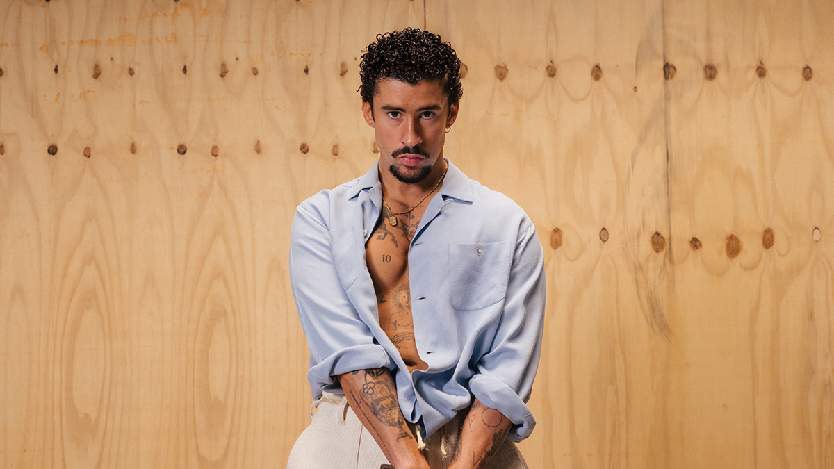 Bad Bunny &eacute; o pr&oacute;ximo artista a pisar o palco do Super Bowl