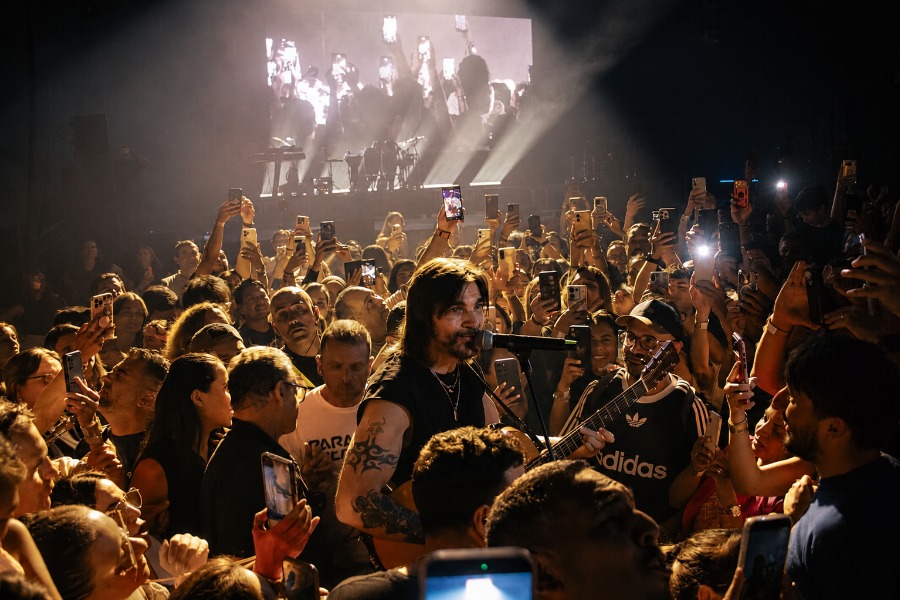 A espera foi longa, mas valeu a pena. Juanes deu um concerto para ficar na mem&oacute;ria