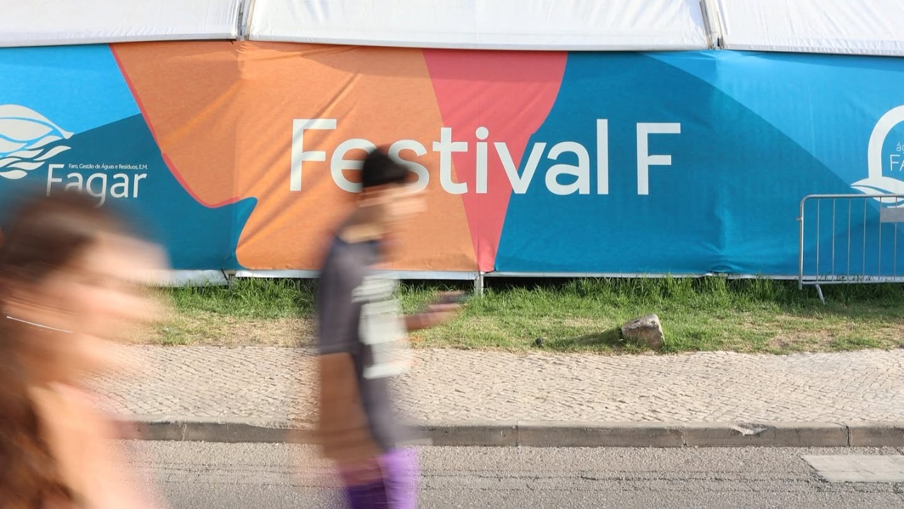 Festival F regressa a Faro com B&aacute;rbara Tinoco, The Gift, Carminho e mais de 70 artistas
