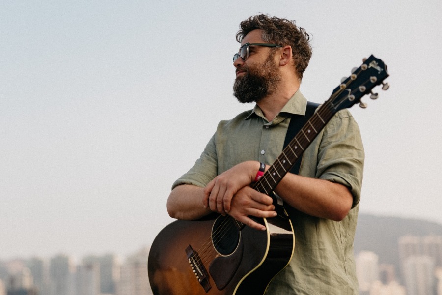Passenger regressa a Lisboa em 2027 &mdash; e traz um novo &aacute;lbum